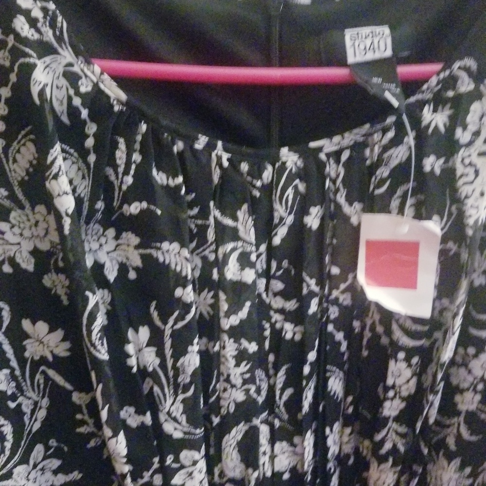 Black and white dress (ankle length)